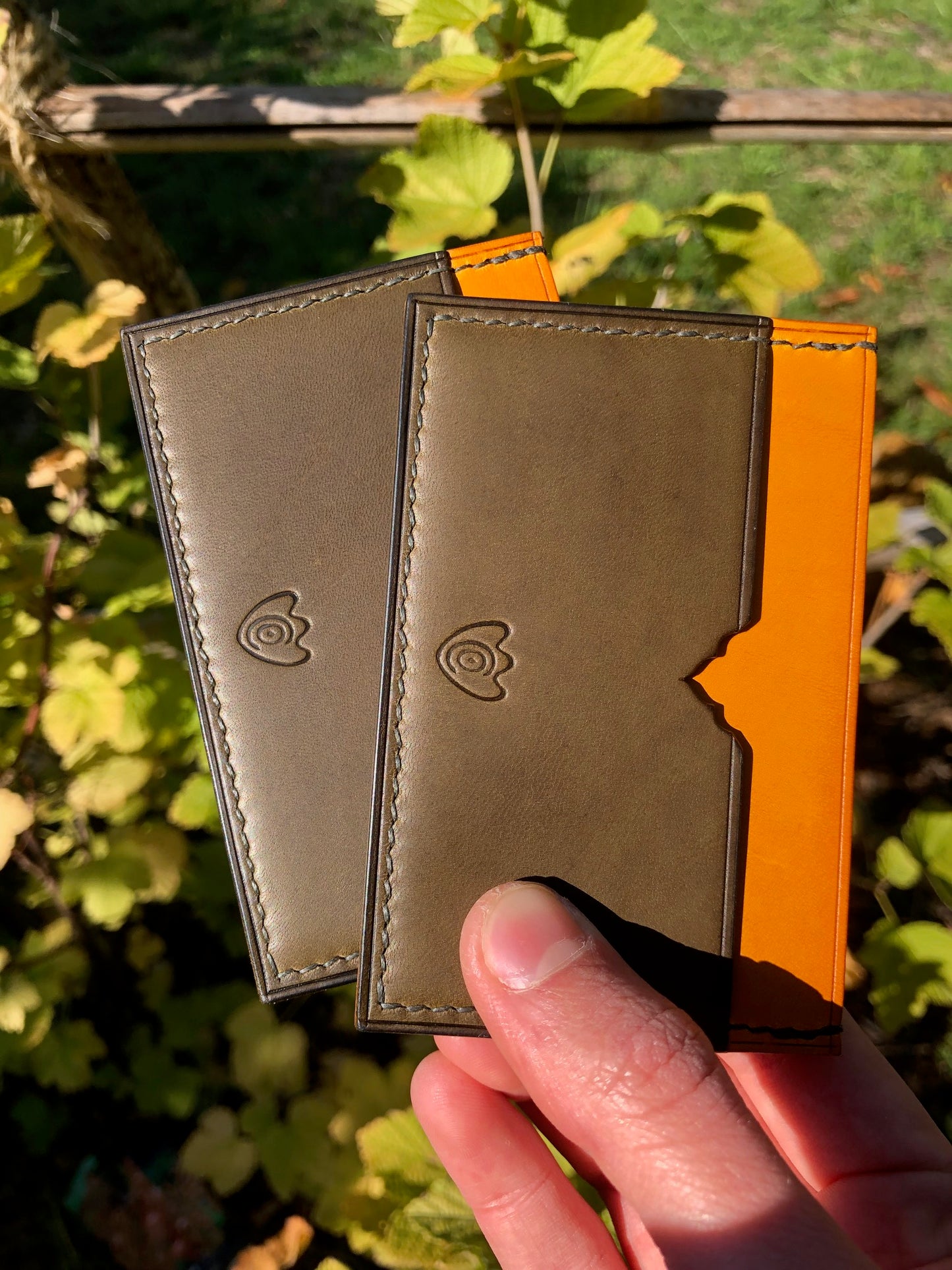 Le Valet - Porte-cartes en cuir bicolore