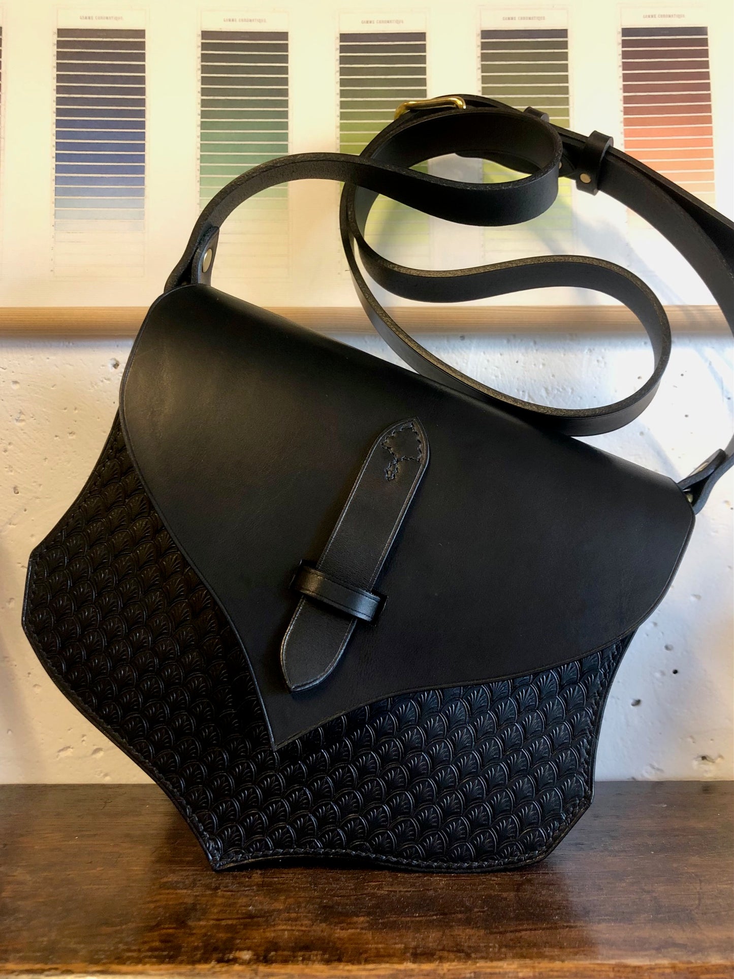 La Dragonnière - Cuir noir - en stock !